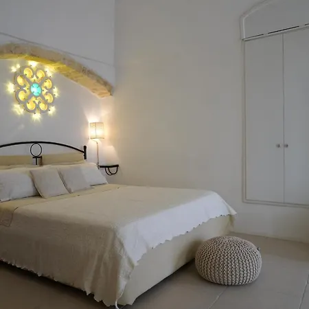 Casa Tea - Nel Cuore Della Citta' Bianca Holiday home *